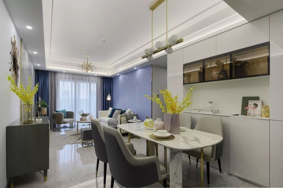 長房嶺秀時(shí)代-80㎡現(xiàn)代輕奢二居，清爽又充滿暖意的家！