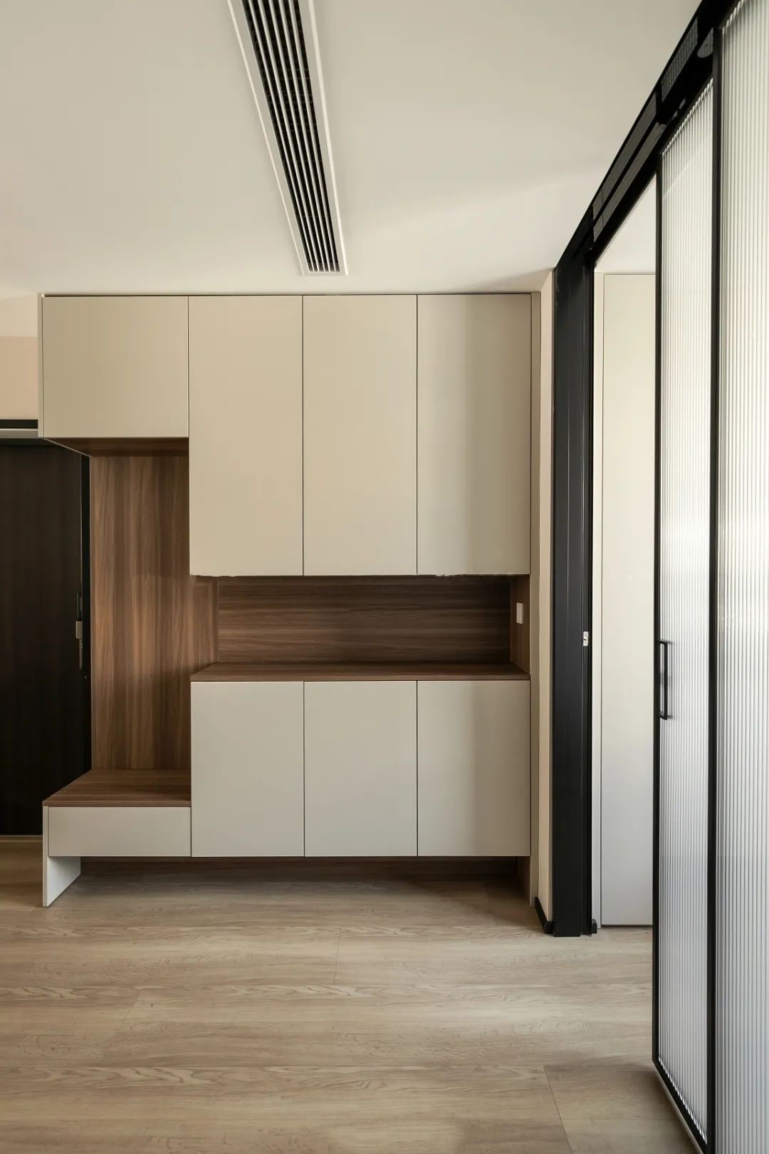 廣澤上苑-105㎡現(xiàn)代奶油風(fēng)三居，夢(mèng)想中柔軟又宜居的家！